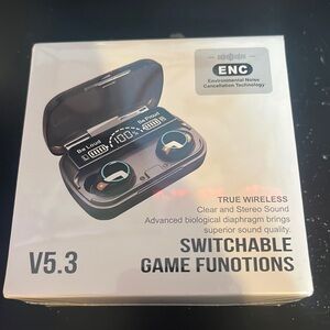 Bluetooth earbuds
Noise cancellation
4 hour play time
1 hour charge time